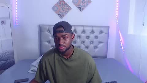 Andrew online show from November 10, 6:51 pm