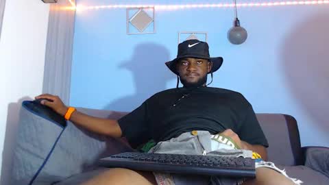 Andrew online show from March 3, 7:42 pm