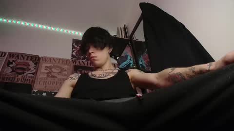 Snapshot of _blackshadow__ chatting on February 5, 5:39 pm SHADOW online show from February 5, 5:39 pm