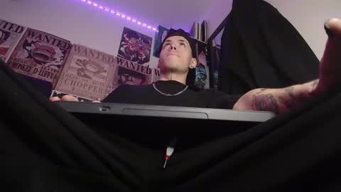 Snapshot of _blackshadow__ chatting on February 10, 6:01 pm SHADOW online show from February 10, 6:01 pm