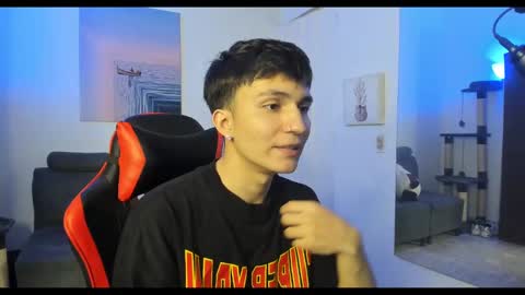 B L A K E online show from January 23, 7:11 am