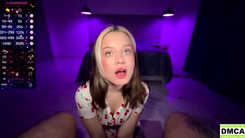 Snapshot of _blowjob_queen_ chatting on February 24, 2:51 am Hey were Vi and Alex VACATION FROM OCTOBER 31 TO NOVEMBER 12. AVAILABLE ON INST online show from February 24, 2:51 am