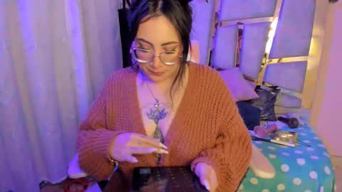 Angie  Independent model online show from November 16, 3:23 am