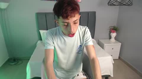 Snapshot of _camilo_ortiz chatting on February 23, 5:32 pm camilo online show from February 23, 5:32 pm