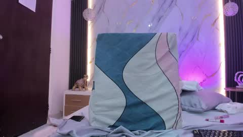 Snapshot of _cannabitch chatting on April 30, 1:50 pm Shatta Sara online show from April 30, 1:50 pm