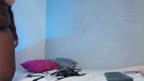 Caro. online show from October 1, 6:36 pm