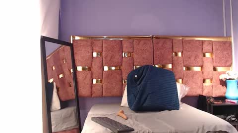 Snapshot of _caroline34 chatting on February 6, 10:40 am Caroline online show from February 6, 10:40 am