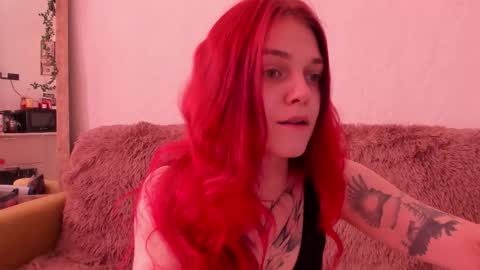 Caroline online show from October 18, 10:05 am