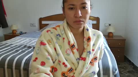 Snapshot of _cattleya1 chatting on February 3, 2:34 pm cat online show from February 3, 2:34 pm