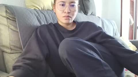 cat online show from February 9, 2:32 pm