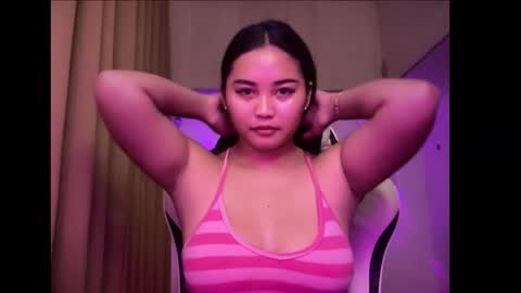 _chelle69xx online show from February 3, 7:35 am