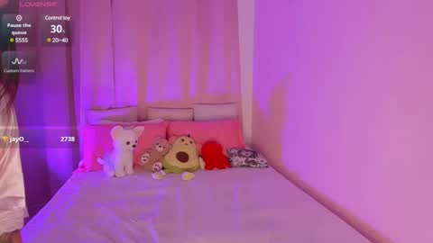Cherrykingsley online show from December 22, 6:06 am