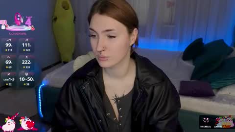 Alisa NO NUDE online show from October 2, 11:28 am
