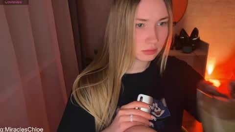 _chloe_miller_ online show from April 15, 7:21 pm