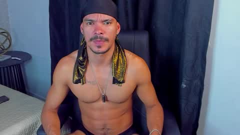 chris online show from September 30, 9:09 pm