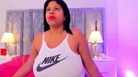 _ciara_benet_ online show from April 4, 12:02 pm