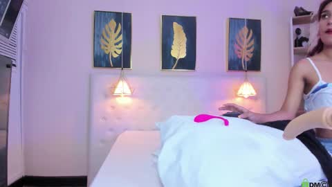 Snapshot of _cinnamon_star chatting on September 24, 12:19 pm _cinnamon_star online show from September 24, 12:19 pm