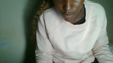 Snapshot of _clara01 chatting on January 28, 3:25 pm clara online show from January 28, 3:25 pm