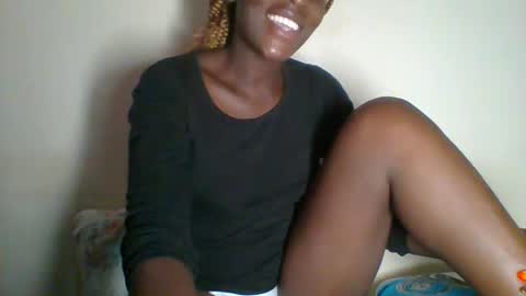 Snapshot of _clara01 chatting on February 10, 5:25 am clara online show from February 10, 5:25 am