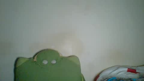 Snapshot of _clara01 chatting on February 28, 11:03 am clara online show from February 28, 11:03 am