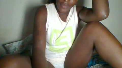 Snapshot of _clara01 chatting on March 8, 5:38 am clara online show from March 8, 5:38 am