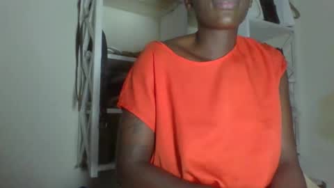 clara online show from April 10, 10:14 pm