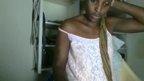 clara online show from April 13, 10:54 am