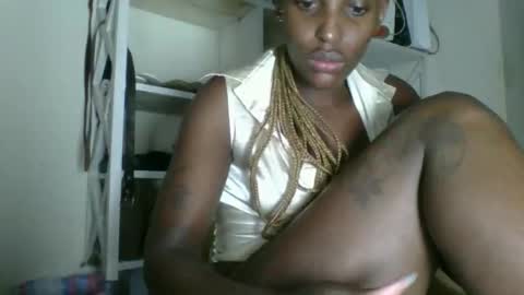 clara online show from April 16, 8:26 am