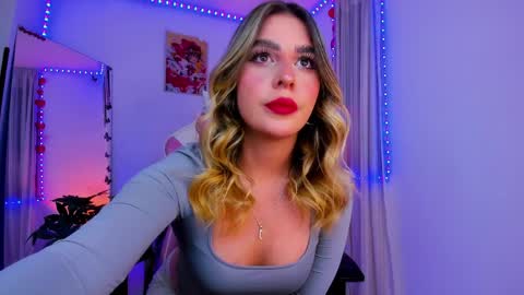  Chloe  online show from April 7, 3:40 am