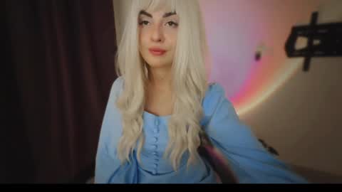 D online show from February 28, 5:25 pm