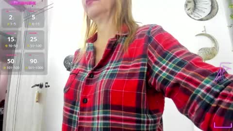  cristal ayala online show from December 8, 3:24 pm