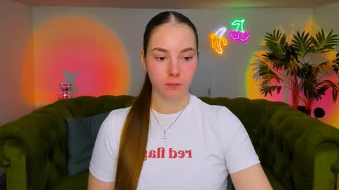 Erika online show from November 14, 1:32 pm