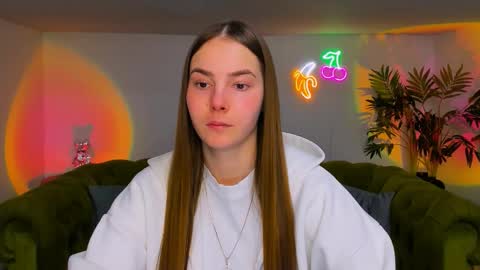 Erika online show from December 3, 5:59 am