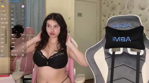 _cute_ice online show from March 2, 7:15 am