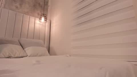 Dakota online show from October 8, 6:49 pm