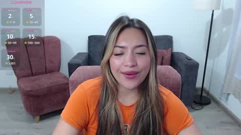 Snapshot of _dakota_j chatting on February 8, 11:02 pm Your Dakota online show from February 8, 11:02 pm