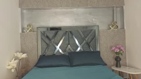 Dante online show from December 13, 9:09 pm