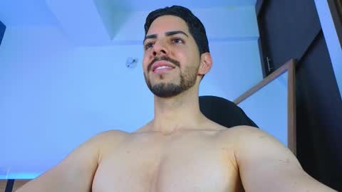 Snapshot of _davidwolf chatting on October 7, 2:09 am David online show from October 7, 2:09 am