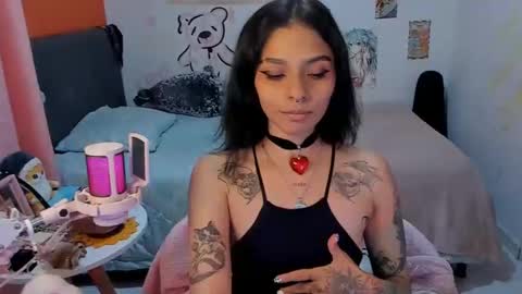 Snapshot of _dayanne_ chatting on October 27, 3:32 am Pao online show from October 27, 3:32 am