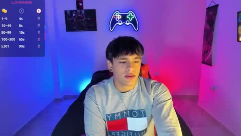 Snapshot of _demon1 chatting on November 17, 1:22 am _demon1 online show from November 17, 1:22 am