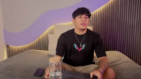 _demon1 online show from June 4, 2:50 am
