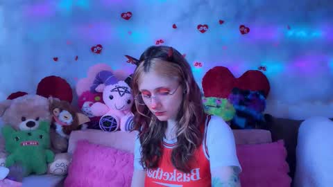 Kate online show from March 28, 7:08 am