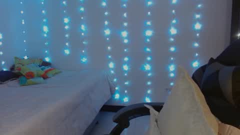 Snapshot of _diana_cute chatting on November 21, 10:41 pm Diana online show from November 21, 10:41 pm