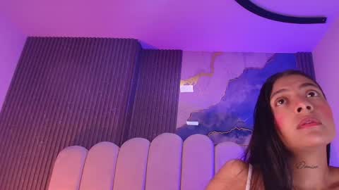 Dione online show from April 14, 7:31 pm