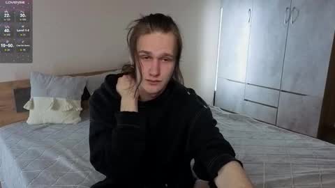 _dream_boys_ online show from November 17, 10:37 pm