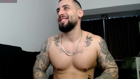 Dylan online show from April 4, 6:44 am