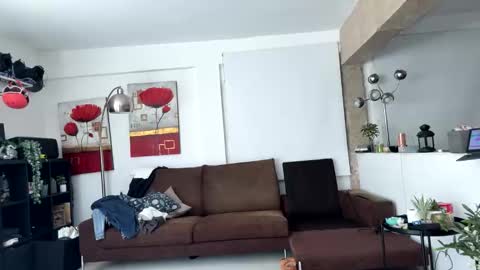  elena barra online show from April 16, 9:54 am