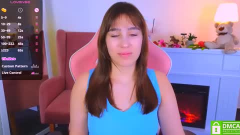 Snapshot of _eliizabeth__ chatting on February 17, 9:41 pm Lizzy online show from February 17, 9:41 pm