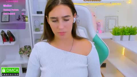 Snapshot of _eliizabeth__ chatting on September 8, 9:58 pm Lizzy online show from September 8, 9:58 pm