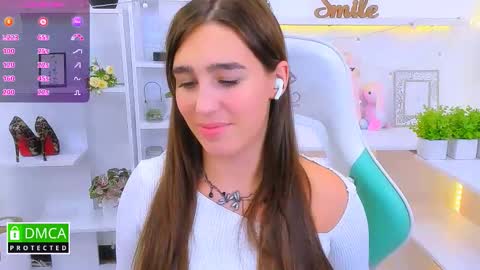 Snapshot of _eliizabeth__ chatting on September 13, 9:58 pm Lizzy online show from September 13, 9:58 pm